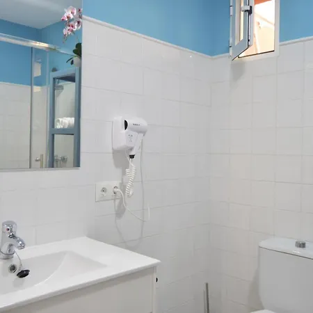 Apartament Romero 6 Estudios *