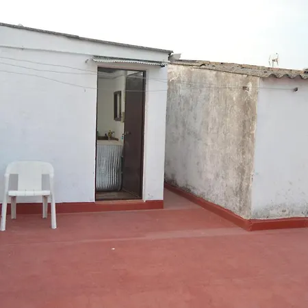 Romero 6 Estudios Apartment