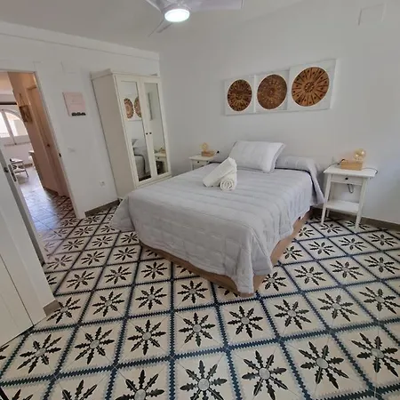 Romero 6 Estudios Tourist Apartamento Córdoba