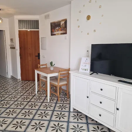 Apartamento Romero 6 Estudios Tourist