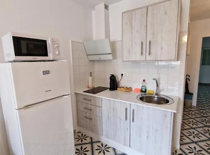 Romero 6 - Apartamento Con Encanto Junto A La Mezquita アパート コルドバ